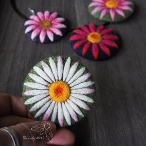 Workshop in a Box - Needle Felted Daisies by The Lady Moth