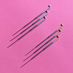 Load image into Gallery viewer, Extra Fine Felting Needles Set: 40 Gauge Triangle (SILVER) &amp; 42 Gauge Triangular (GOLD)
