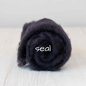 Carded Batting New Zealand Wool DHG 'Maori' Batt - Seal